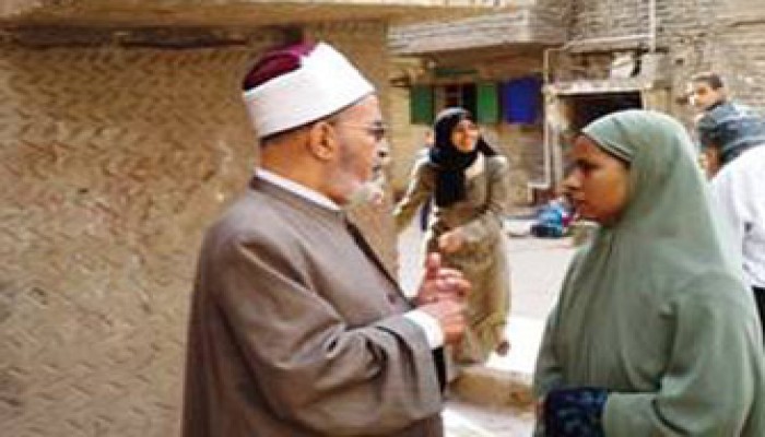 أهالي "طنطا" يؤيدون عسكر