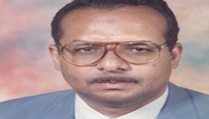 أسرة د. زكريا سليم تطالب بالإفراج الصحي عنه