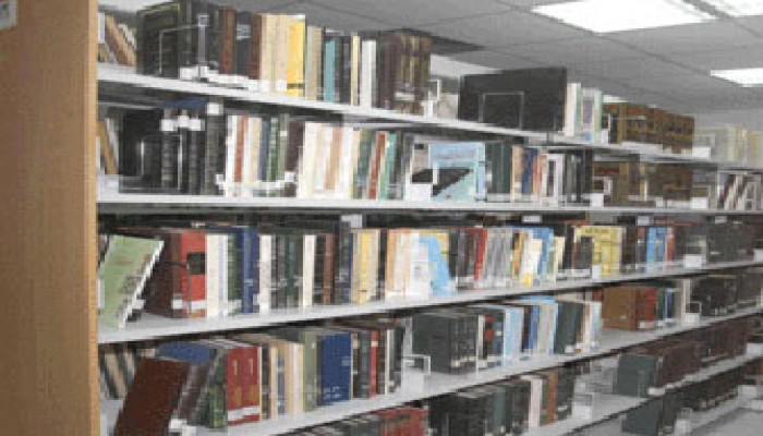 دهم مكتبات وشركات دعاية بالمنوفية واعتقال 5