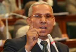 مطالب برلمانية برحيل الحكومة لانتهاء عمرها الافتراضي