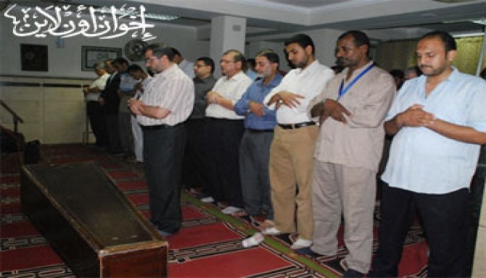 نقل جثمان زوجة د. باسم نعيم إلى غزة