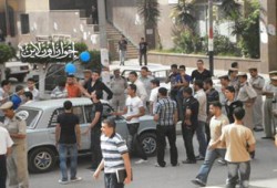 بلطجية يعتدون على طلاب المنوفية في حماية الأمن