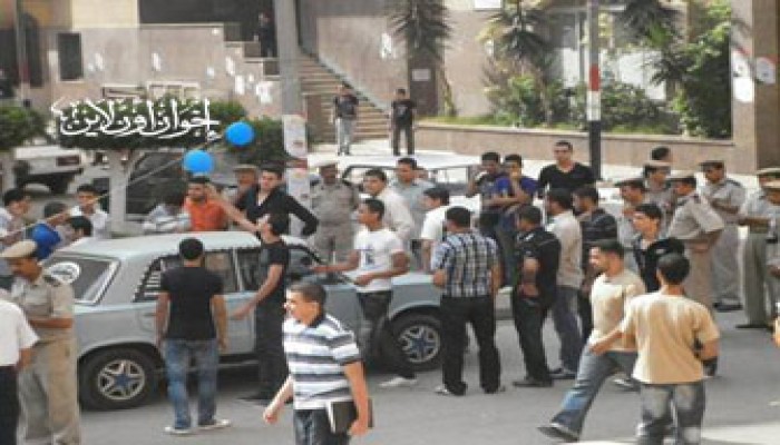 بلطجية يعتدون على طلاب المنوفية في حماية الأمن