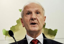 استقالة أول رئيس لكوسوفو بعد خرقه الدستور