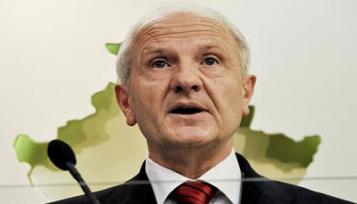 استقالة أول رئيس لكوسوفو بعد خرقه الدستور