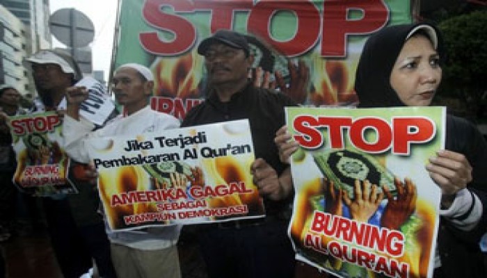 اختبار حرق المصحف.. هل رسب المسلمون؟