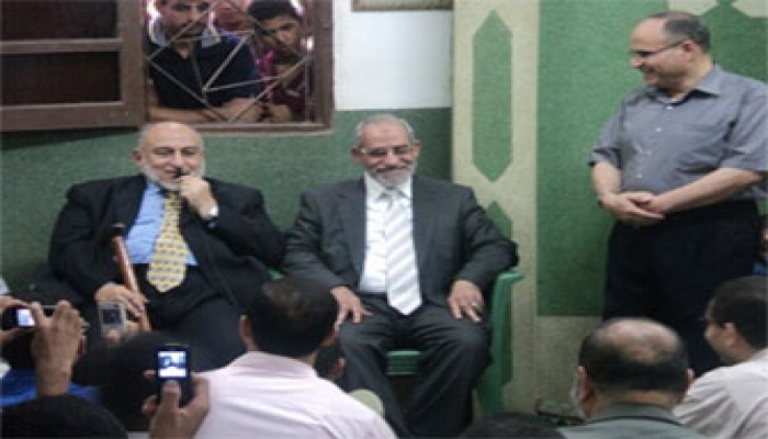 المرشد العام يتقدم المهنئين في حفل زفاف نجل البحيري