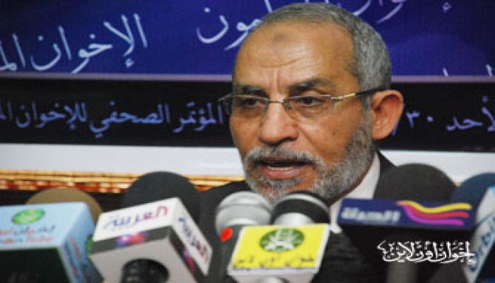 المرشد العام يرد على افتراءات (الأهرام المسائي)