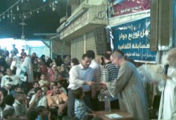 عليوة يفطر مع أهالي "القلج" ويكرم حفظة القرآن