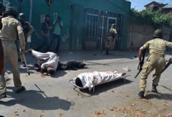 الانتفاضة الكشميرية تواجه الاحتلال الهندي بجدول التصعيد!