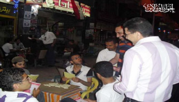 اعتقال 4 مواطنين بالبحيرة بسبب حملة التوقيعات!!