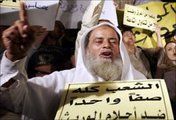 صحف العالم: "الوطني" يستطلع الشارع المصري في التوريث!