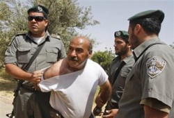 الاحتلال يعتقل 180 عاملاً فلسطينيًّا داخل أراضي 48