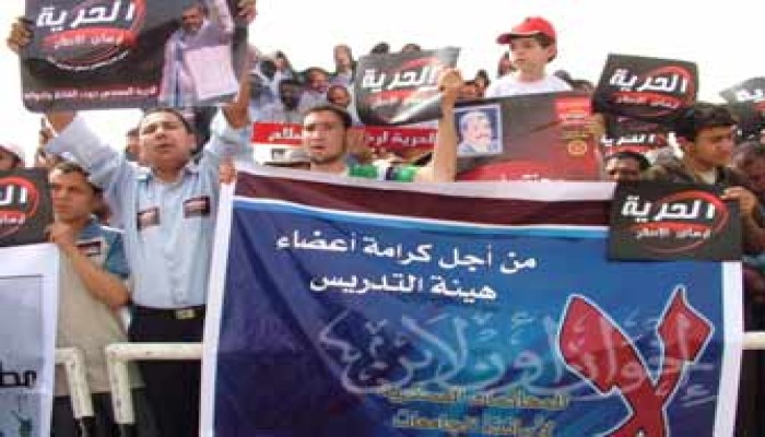 أحرار العسكرية: الإفراج عن إخواننا ضرورة وطنية