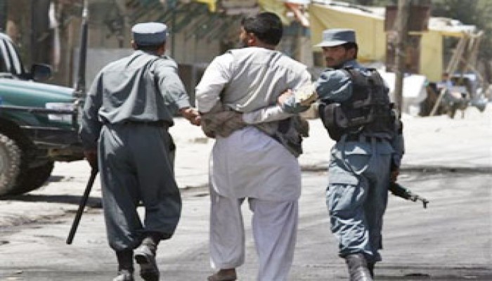 مظاهرة بأفغانستان ضد تدنيس الاحتلال للمصحف