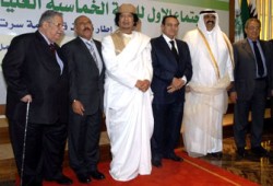 القمة الخماسية تتجاهل غزة ومطالبة بقمة تشاورية