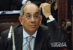 وزير المالية يفلت من طلب لرفع الحصانة