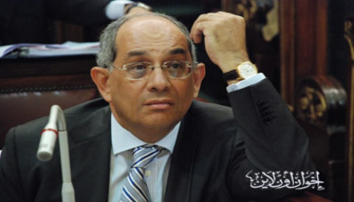وزير المالية يفلت من طلب لرفع الحصانة