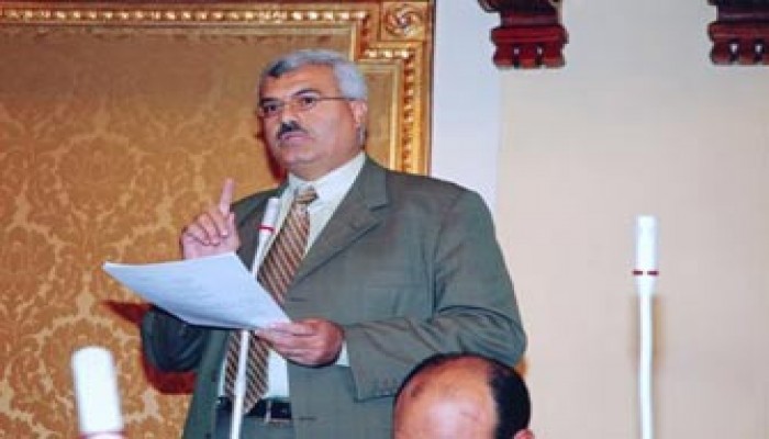 العدوان الأحمق يكسر الحصار