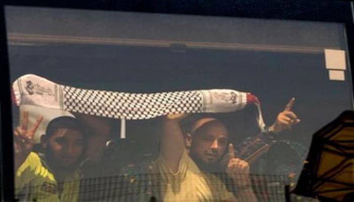 استقبال رسمي وشعبي لأبطال "أسطول الحرية"