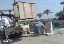 المحليات والأمن يواصلان الحرب ضد فتح الباب