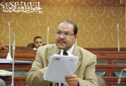 عزب يقدم بلاغًا للجنة الانتخابات ضد الداخلية
