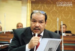 منع النائب عزب مصطفى من تقديم أوراقه إلى "الشورى"