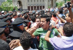 الصحافة العالمية: حراك مصر كسر هيمنة "الوطني"