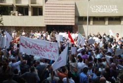 اهتمام عالمي بمظاهرات عمال مصر