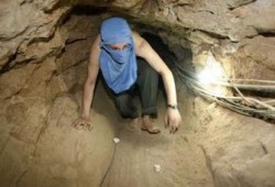 اتهامات حقوقية لمصر باستخدام "القوة المميتة" ضد أنفاق غزة