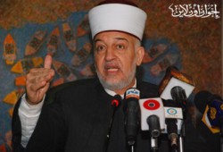 خطيب الأقصى يُحيي صمود المقدسيين ضد الاحتلال