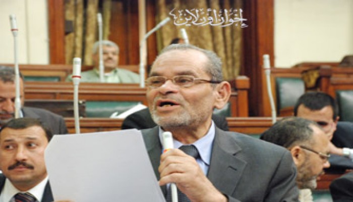 أبو زيد يدرج الصرف الصحي لـ12 قرية بالمنوفية