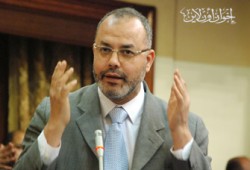 الحسيني يتقدم بقانون لإنشاء نقابة للأئمة والدعاة