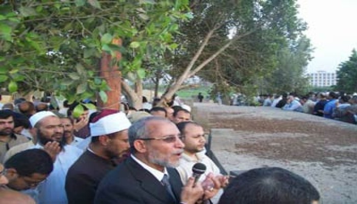المرشد العام يتقدم مشيعي شيخ مجاهدي فلسطين