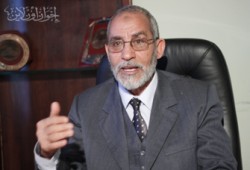المرشد العام يطالب بسرعة الإفراج عن الشاطر وإخوانه