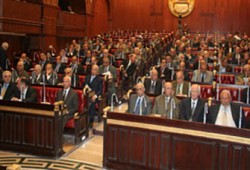 الشورى يتهم الحكومة بإهدار مليارَي جنيه!
