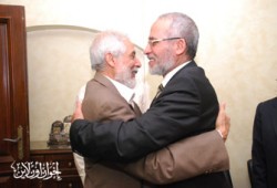 المرشد العام يستقبل د. عزت وإخوانه اليوم