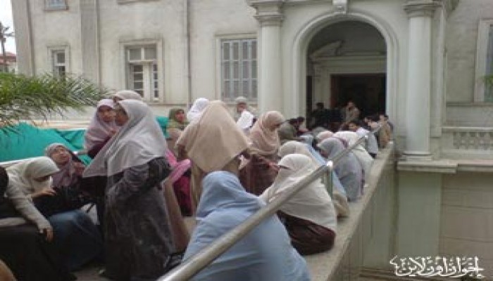 مقاضاة دولية للضابط المعتدي على طالبة البحيرة