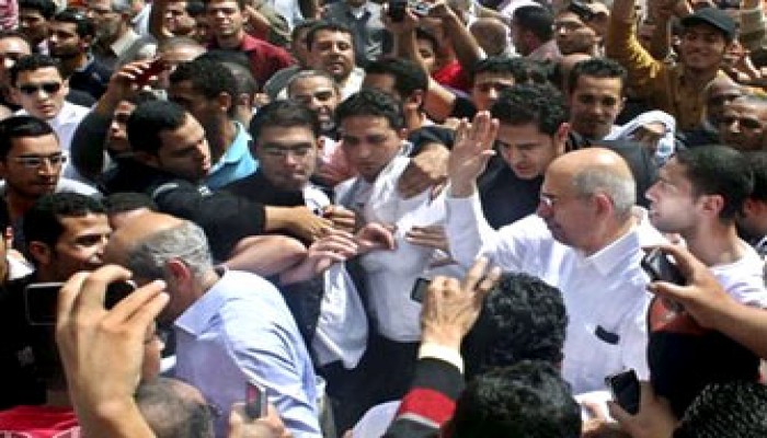 الصحافة العالمية: إرهاصات التغيير في مصر تهزم الطوارئ