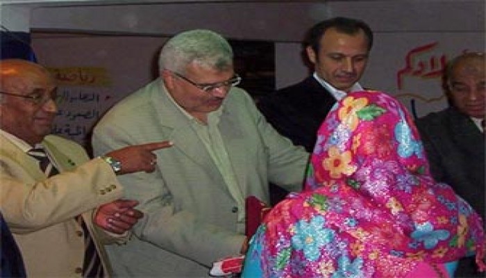 جادو يشارك أبناء النوبة في احتفالية تكريم الأم