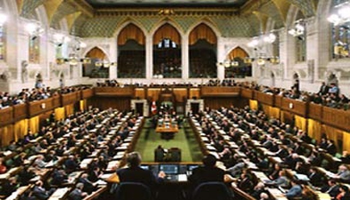 الصحافة العالمية: تشدُّد بريطاني في تصدير الأسلحة للصهاينة