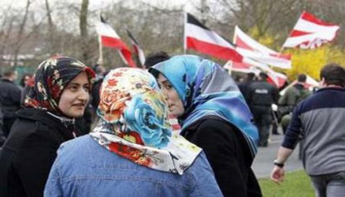 الآلاف يتظاهرون بألمانيا ضد "العداء للإسلام"
