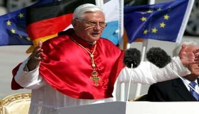 اعتصام بـ"الفاتيكان" ضد انتهاكات القساوسة