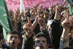 الإفراج عن 15 معتقلاً ناصروا غزة بالأردن