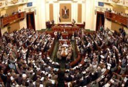 البرلمان العربي يحرك قافلة مساعدات لقطاع غزة