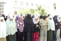 الحجاب.. أمارة العزة والعفاف