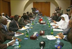 التوقيع على اتفاق سلام بين شريكي الحكم بالسودان