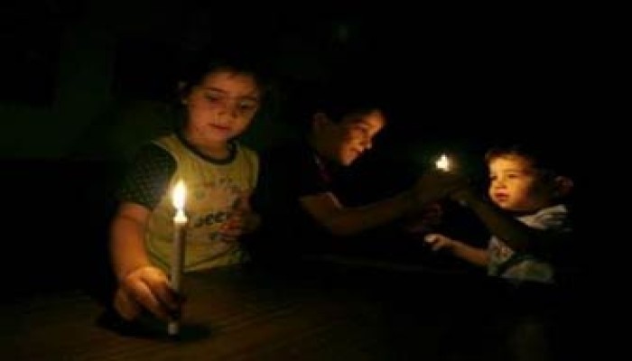 انقطاع كهرباء غزة يهدِّد حياة المرضى والمعوّقين