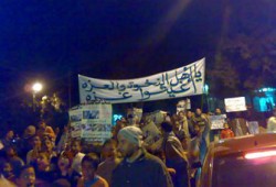 أهالي الدقهلية يحتفون بإطلاق سراح 9 من الإخوان