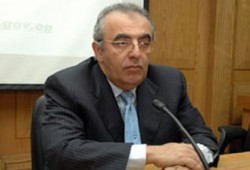 البرلمان يصرُّ على استمرار العلاج على نفقة الدولة
